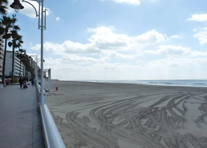 Hospederia Imar By Cadiz4rentals 게스트하우스 3*